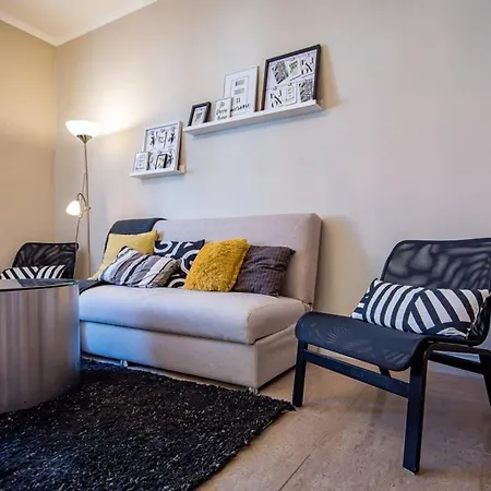 Huge Stylish Monroe 1 / Centre 公寓