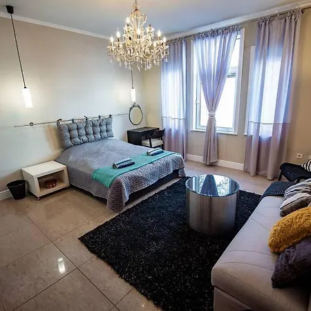 Huge Stylish Monroe 1 / Centre 公寓 *