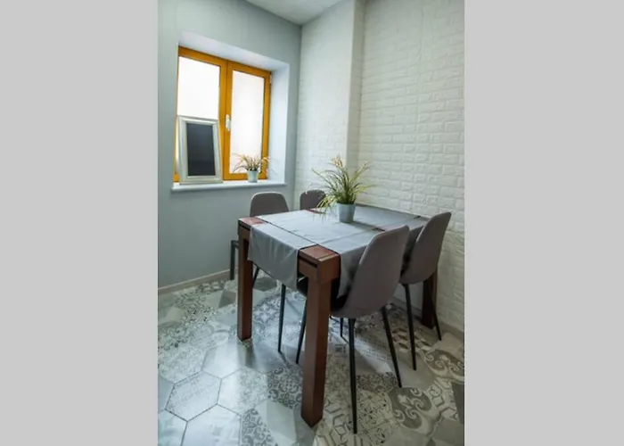 Huge Stylish Monroe 1 / Centre Апартаменты