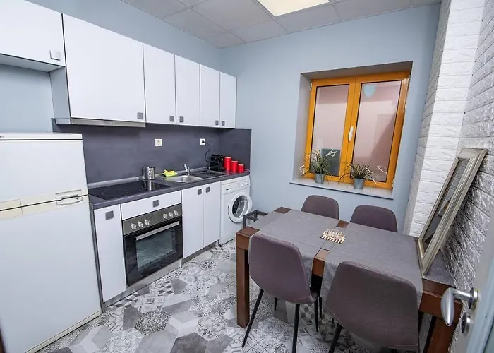 Апартаменты Huge Stylish Monroe 1 / Centre *