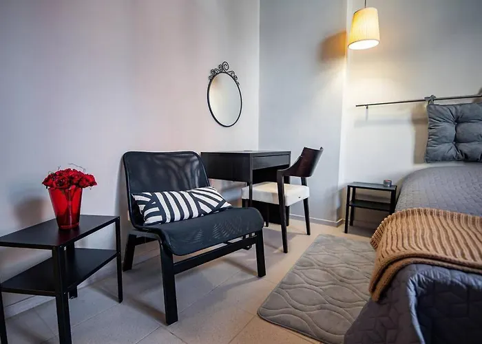 Huge Stylish Monroe 1 / Centre Апартаменты *