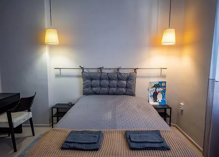 Huge Stylish Monroe 1 / Centre Пловдив