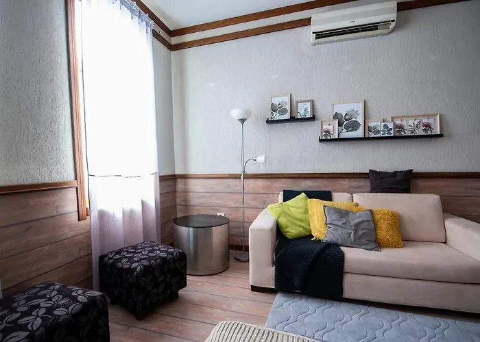 Huge Stylish Monroe 1 / Centre Lejlighed